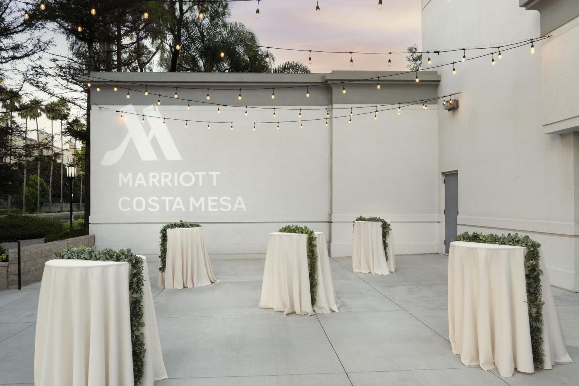 Costa Mesa Marriott Hotel Exterior foto