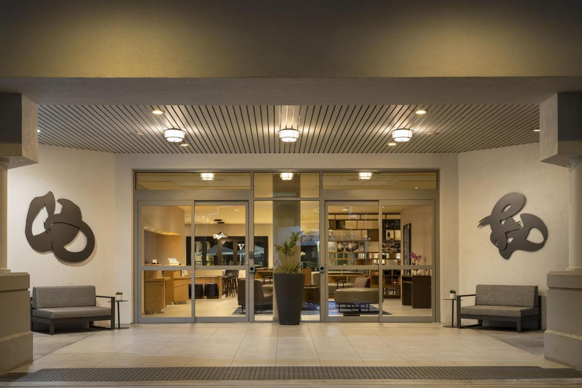 Costa Mesa Marriott Hotel Exterior foto