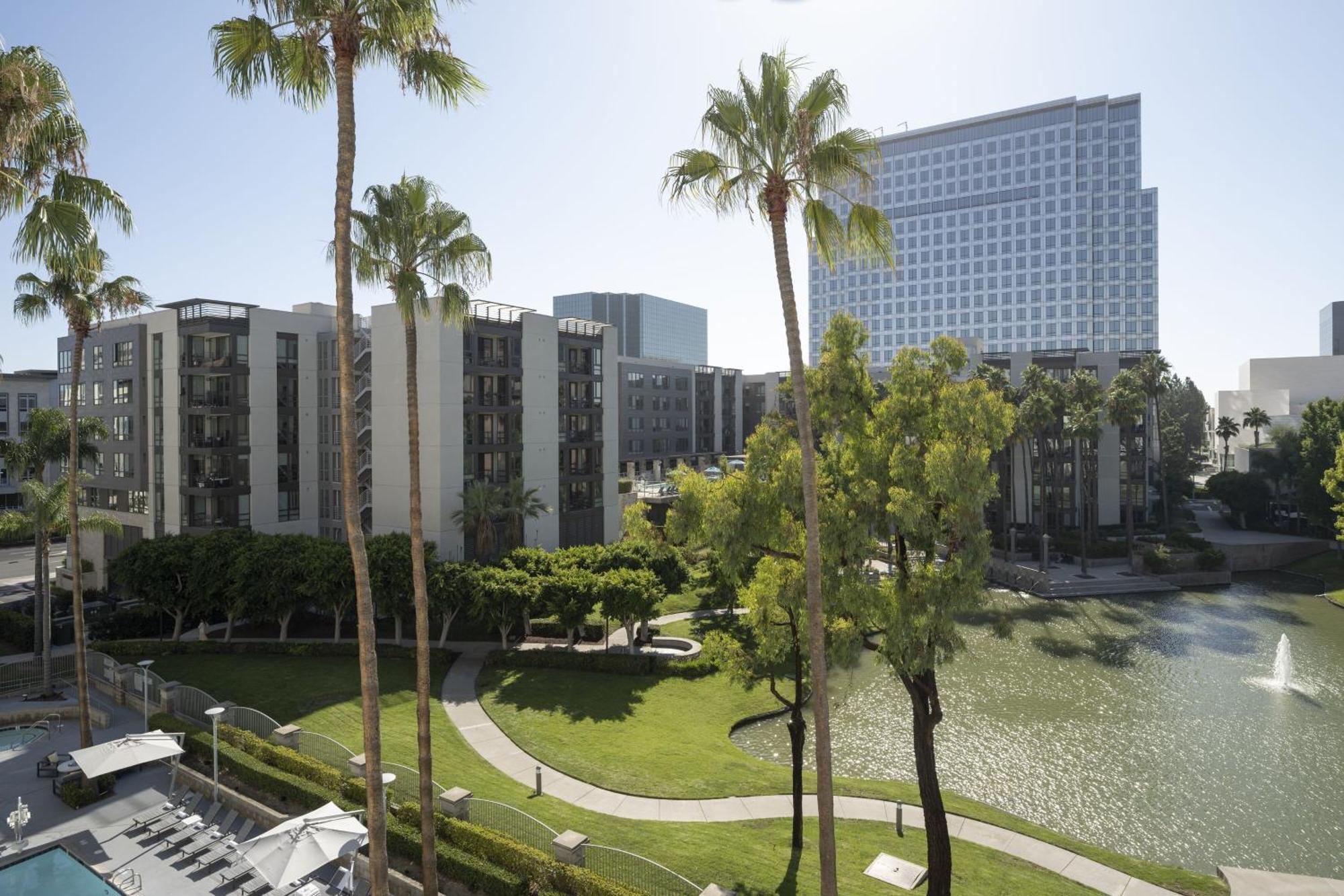 Costa Mesa Marriott Hotel Exterior foto