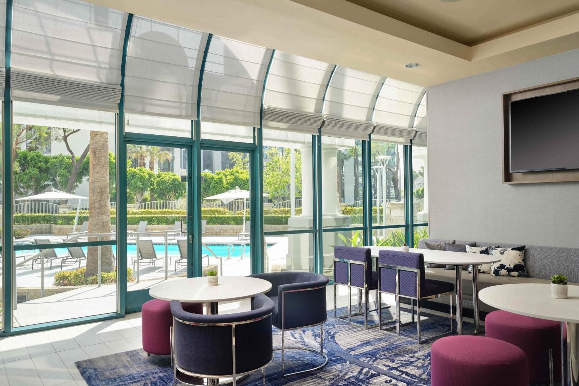 Costa Mesa Marriott Hotel Exterior foto